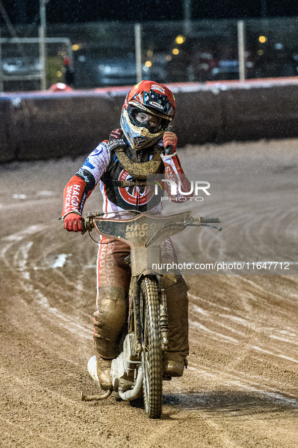 Sam Hagon acknowledges the fans after his final heat during the WSRA National Development League match between Belle Vue Colts and Sheffield...