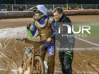 Nathan Ablitt of the Sheffield Cubs acknowledges the applause from the fans for his effort as his mechanic takes the bike during the WSRA Na...