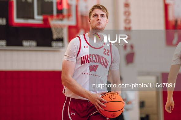 Wisconsin Badgers forward Steven Crowl #22 eyes the rim during practice at the Nicholas Johnson Pavilion in Madison, WI, on October 7, 2024....