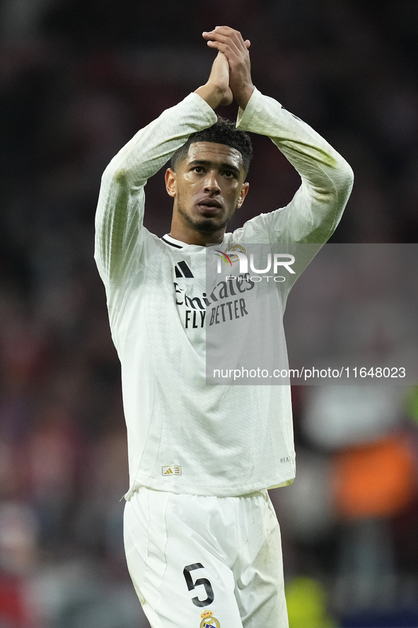 Jude Bellingham central midfield of Real Madrid and England during the LaLiga match between Atletico de Madrid and Real Madrid CF  at Estadi...