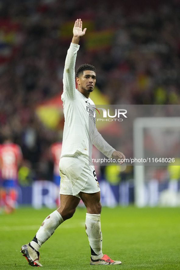 Jude Bellingham central midfield of Real Madrid and England during the LaLiga match between Atletico de Madrid and Real Madrid CF  at Estadi...