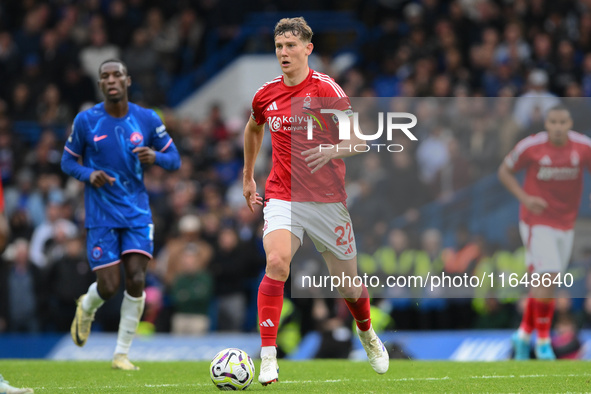 Ryan Yates of Nottingham Forest is in action during the Premier League match between Chelsea and Nottingham Forest at Stamford Bridge in Lon...