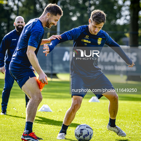 During the match between Feyenoord and Twente at the Feyenoord stadium De Kuip for the Dutch Eredivisie season 2024-2025 in Rotterdam, Nethe...