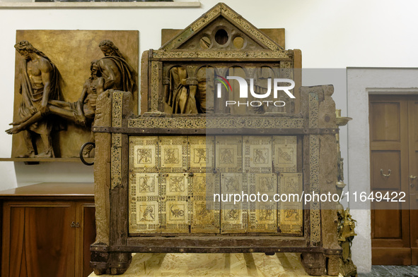 A view of the relic of the first Pope, the wooden throne known as the 'Cathedra Sancti Petri Apostoli', is temporarily removed during the re...