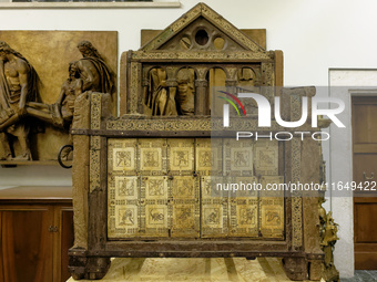 A view of the relic of the first Pope, the wooden throne known as the 'Cathedra Sancti Petri Apostoli', is temporarily removed during the re...