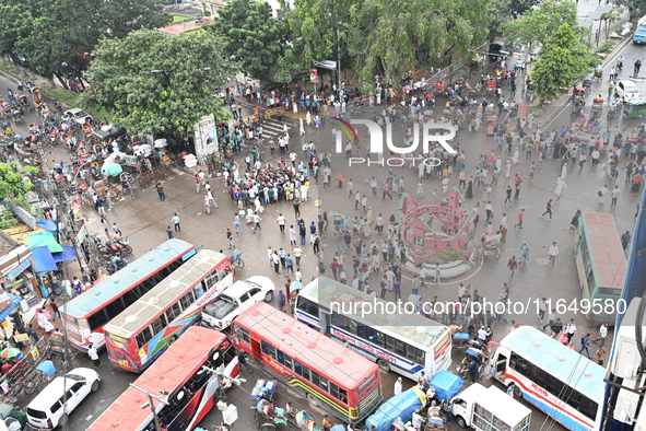 Students Are Blocking The Gulisthan Intersection During A Protest Demanding Trial For The Murder Of All The Martyrs Including The Martyred I...