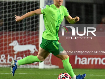 Marina Hegering of VfL Wolfsburg is in action during Group A - Day 1 of the UEFA Women's Champions League 2023/24 between A.S. Roma and VfL...