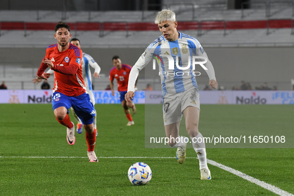 Alejandro Garnacho of Argentina participates in a match between Argentina and Chile at Estadio Mas Monumental Antonio Vespucio Liberti in Bu...