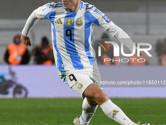 Julian Alvarez of Argentina participates in a match between Argentina and Chile at Estadio Mas Monumental Antonio Vespucio Liberti in Buenos...