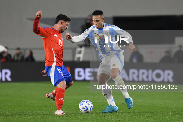 Lautaro Martinez of Argentina participates in a match between Argentina and Chile at Estadio Mas Monumental Antonio Vespucio Liberti in Buen...