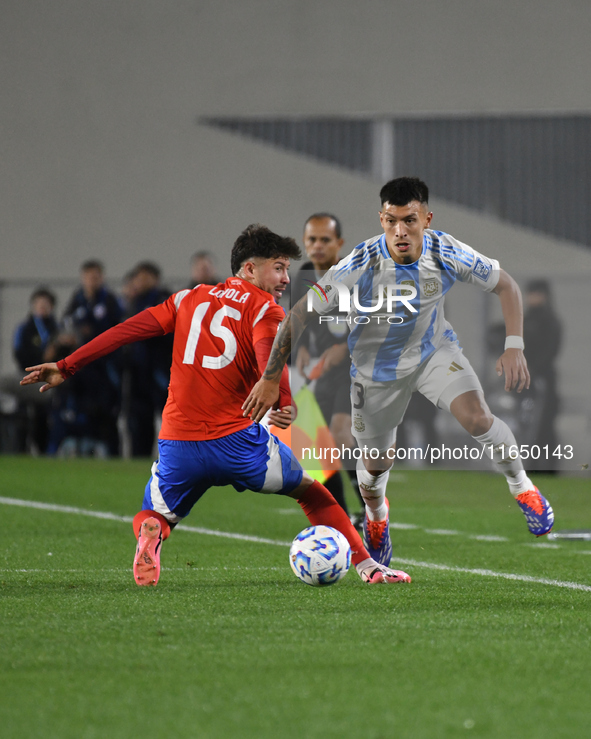 Lisandro Martinez of Argentina participates in a match between Argentina and Chile at Estadio Mas Monumental Antonio Vespucio Liberti in Bue...