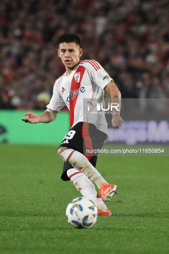 Claudio Echeverri of River Plate participates in a Liga Profesional de Futbol match between River Plate and Atletico Tucuman at Estadio Mas...