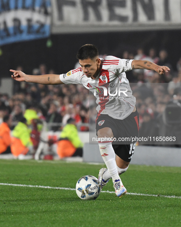 Claudio Echeverri of River Plate participates in a Liga Profesional de Futbol match between River Plate and Atletico Tucuman at Estadio Mas...