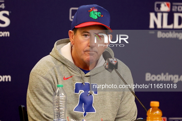 Philadelphia Phillies Manager Rob Thomson #59 speaks to the media prior to the start of Game 3 of a baseball NL Division Series against the...