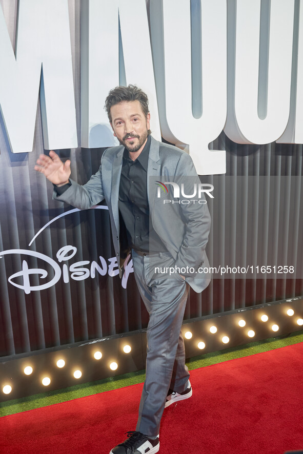 Diego Luna attends the red carpet of the 'La Maquina' by Disney Plus film premiere at Teatro Telcel in Mexico City, Mexico, on October 8, 20...