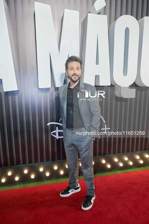 Diego Luna attends the red carpet of the 'La Maquina' by Disney Plus film premiere at Teatro Telcel in Mexico City, Mexico, on October 8, 20...