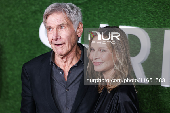 Harrison Ford and wife Calista Flockhart arrive at the World Premiere Of Apple TV+ Series' 'Shrinking' Season 2 held at the Pacific Design C...