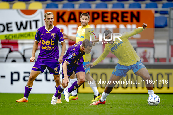 Go Ahead Eagles player Mithis Suray and RKC player Mohamed Ihattaren participate in the friendly match between RKC and Go Ahead Eagles at th...