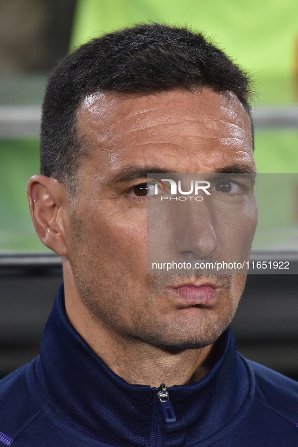 Lionel Scaloni, head coach of Argentina, stands before a World Cup Qualifiers match between Argentina and Paraguay at Estadio Mas Monumental...