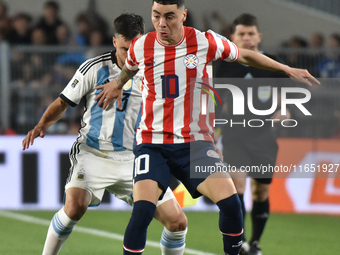 Miguel Almiron of Paraguay participates in a World Cup Qualifiers match between Argentina and Paraguay at Estadio Mas Monumental Antonio Ves...