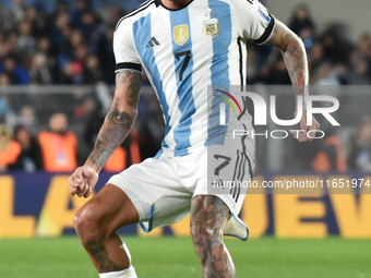 Rodrigo De Paul of Argentina participates in a World Cup Qualifiers match between Argentina and Ecuador at Estadio Mas Monumental Antonio Ve...