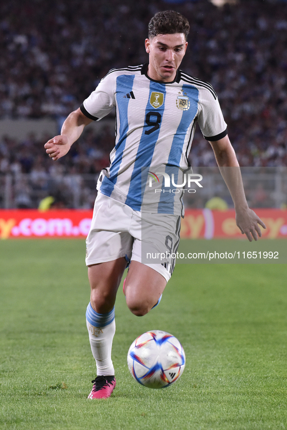 Julian Alvarez of Argentina participates in an International Friendly match between Argentina and Panama at Estadio Mas Monumental Antonio V...