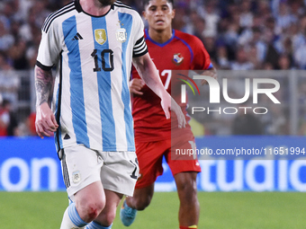 Lionel Messi of Argentina participates in an International Friendly match between Argentina and Panama at Estadio Mas Monumental Antonio Ves...