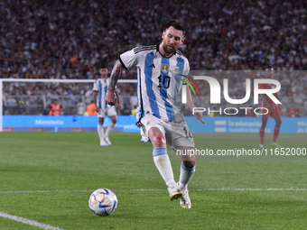 Lionel Messi of Argentina participates in an International Friendly match between Argentina and Panama at Estadio Mas Monumental Antonio Ves...