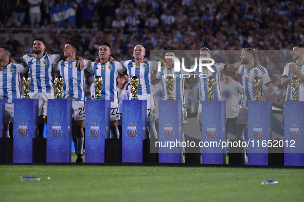 Argentina's players celebrate the World Champions title after an International Friendly match between Argentina and Panama at Estadio Mas Mo...