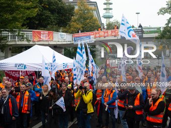 Members of the EVG railway workers rally against the federal transportation minister's decision to found Infrago instead of improving and re...