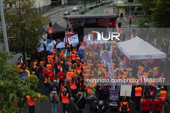 Members of the EVG railway workers rally against the federal transportation minister's decision to found Infrago instead of improving and re...