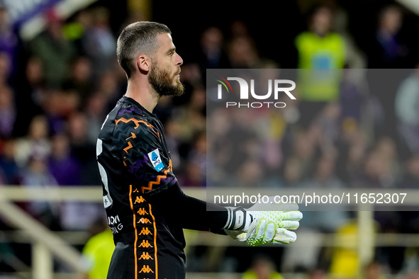 David De Gea of ACF Fiorentina looks on during the Serie A Enilive match between ACF Fiorentina and AC Milan at Stadio Artemio Franchi on Oc...