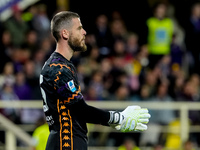 David De Gea of ACF Fiorentina looks on during the Serie A Enilive match between ACF Fiorentina and AC Milan at Stadio Artemio Franchi on Oc...