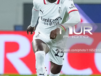 Fikayo Tomori of AC Milan during the Serie A Enilive match between ACF Fiorentina and AC Milan at Stadio Artemio Franchi on October 06, 2024...