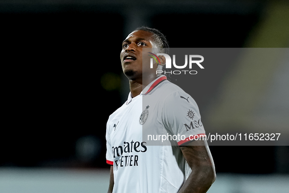 Rafael Leao of AC Milan looks on during the Serie A Enilive match between ACF Fiorentina and AC Milan at Stadio Artemio Franchi on October 0...