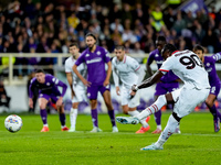 Tammy Abraham of AC Milan misses the penalty kick during the Serie A Enilive match between ACF Fiorentina and AC Milan at Stadio Artemio Fra...