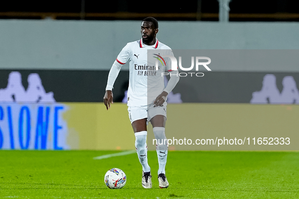 Fikayo Tomori of AC Milan during the Serie A Enilive match between ACF Fiorentina and AC Milan at Stadio Artemio Franchi on October 06, 2024...