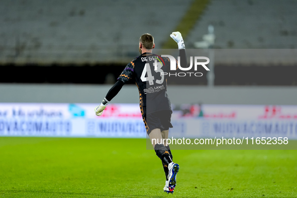 David De Gea of ACF Fiorentina celebrates after Albert Gudmundsson scored second goal during the Serie A Enilive match between ACF Fiorentin...