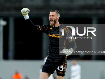 David De Gea of ACF Fiorentina celebrates after Albert Gudmundsson scored second goal during the Serie A Enilive match between ACF Fiorentin...