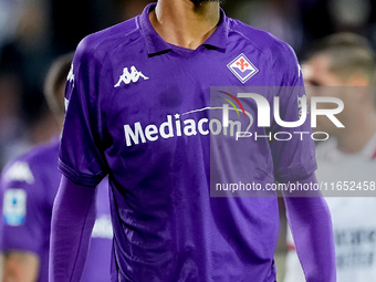 Amir Richardson of ACF Fiorentina looks on during the Serie A Enilive match between ACF Fiorentina and AC Milan at Stadio Artemio Franchi on...