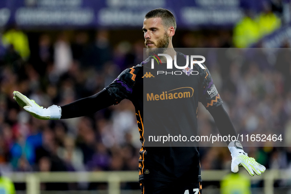 David De Gea of ACF Fiorentina gestures during the Serie A Enilive match between ACF Fiorentina and AC Milan at Stadio Artemio Franchi on Oc...