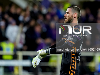 David De Gea of ACF Fiorentina gestures during the Serie A Enilive match between ACF Fiorentina and AC Milan at Stadio Artemio Franchi on Oc...