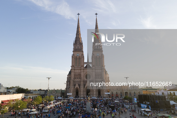 Youth Pilgrimage to Lujan is the largest and most popular display of faith in Argentina. Each year, the Basilica of Lujan welcomes thousands...