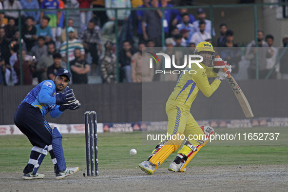 Toyam Hyderabad skipper Gurkeerat Singh Mann (R) plays a shot during the Legends League Cricket T20 match between Toyam Hyderabad and Southe...