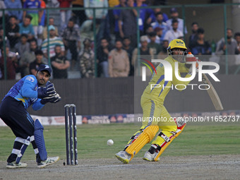 Toyam Hyderabad skipper Gurkeerat Singh Mann (R) plays a shot during the Legends League Cricket T20 match between Toyam Hyderabad and Southe...