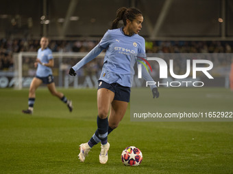 Mary Fowler #8 of Manchester City W.F.C. participates in the UEFA Women's Champions League Group D match between Manchester City and FC Barc...