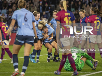 Naomi Layzell #3 of Manchester City W.F.C. celebrates her goal during the UEFA Women's Champions League Group D match between Manchester Cit...