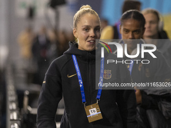 Ellie Roebuck #25 (GK) of FC Barcelona participates in the UEFA Women's Champions League Group D match between Manchester City and FC Barcel...