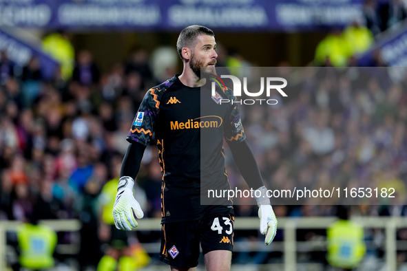 David De Gea of ACF Fiorentina looks on during the Serie A Enilive match between ACF Fiorentina and AC Milan at Stadio Artemio Franchi on Oc...