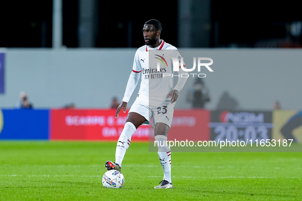 Fikayo Tomori of AC Milan during the Serie A Enilive match between ACF Fiorentina and AC Milan at Stadio Artemio Franchi on October 06, 2024...